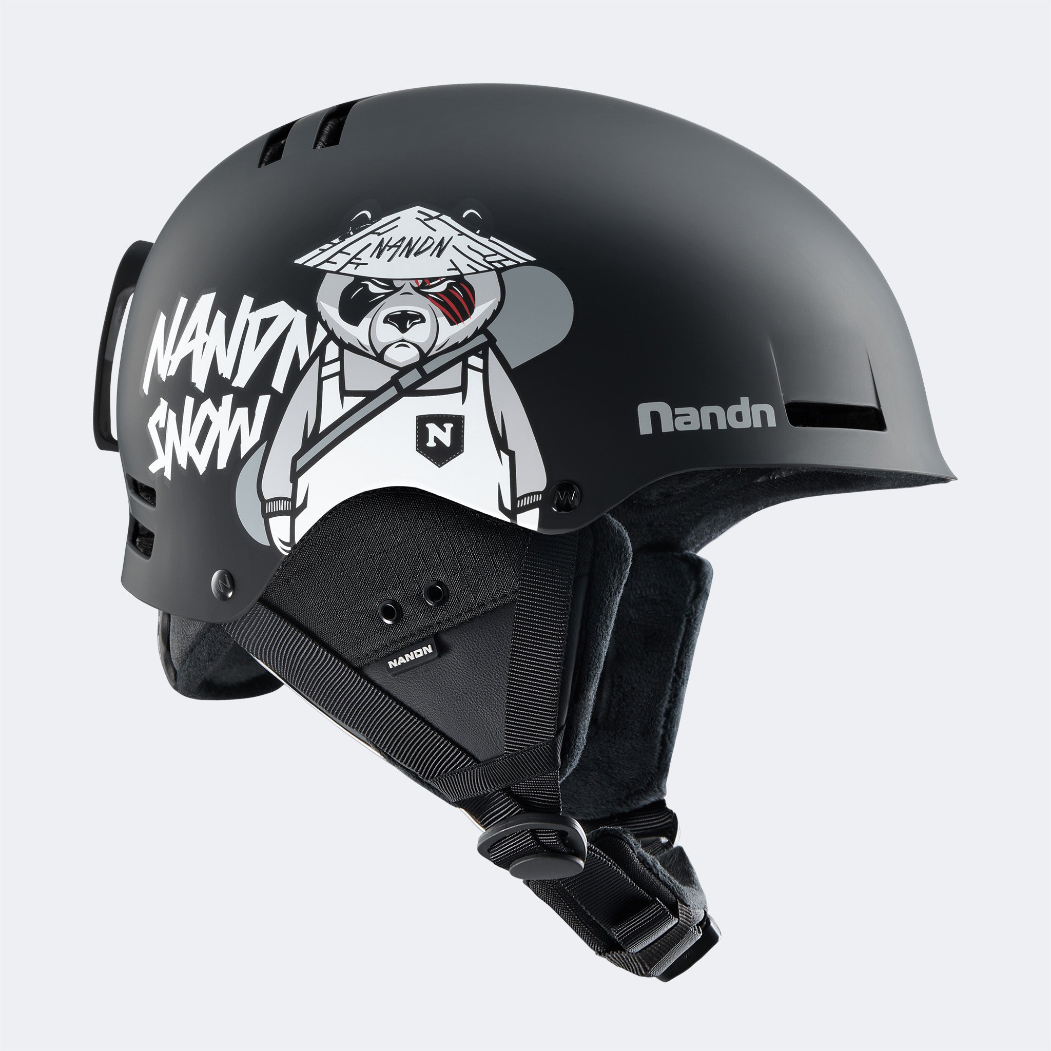 Warm and impact-resistant ski helmet NT30II