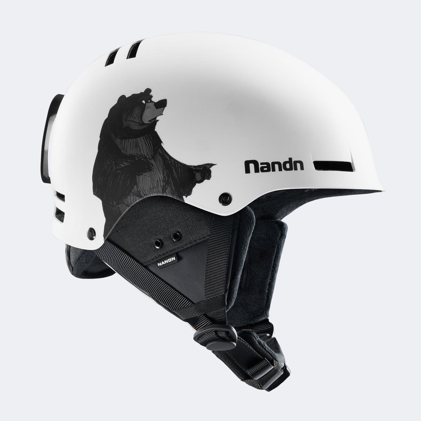 Small brim warm and shockproof ski helmet NT30