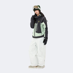 lack and green top + Snow Mountain White Pants