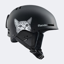 Small brim warm and shockproof ski helmet NT30