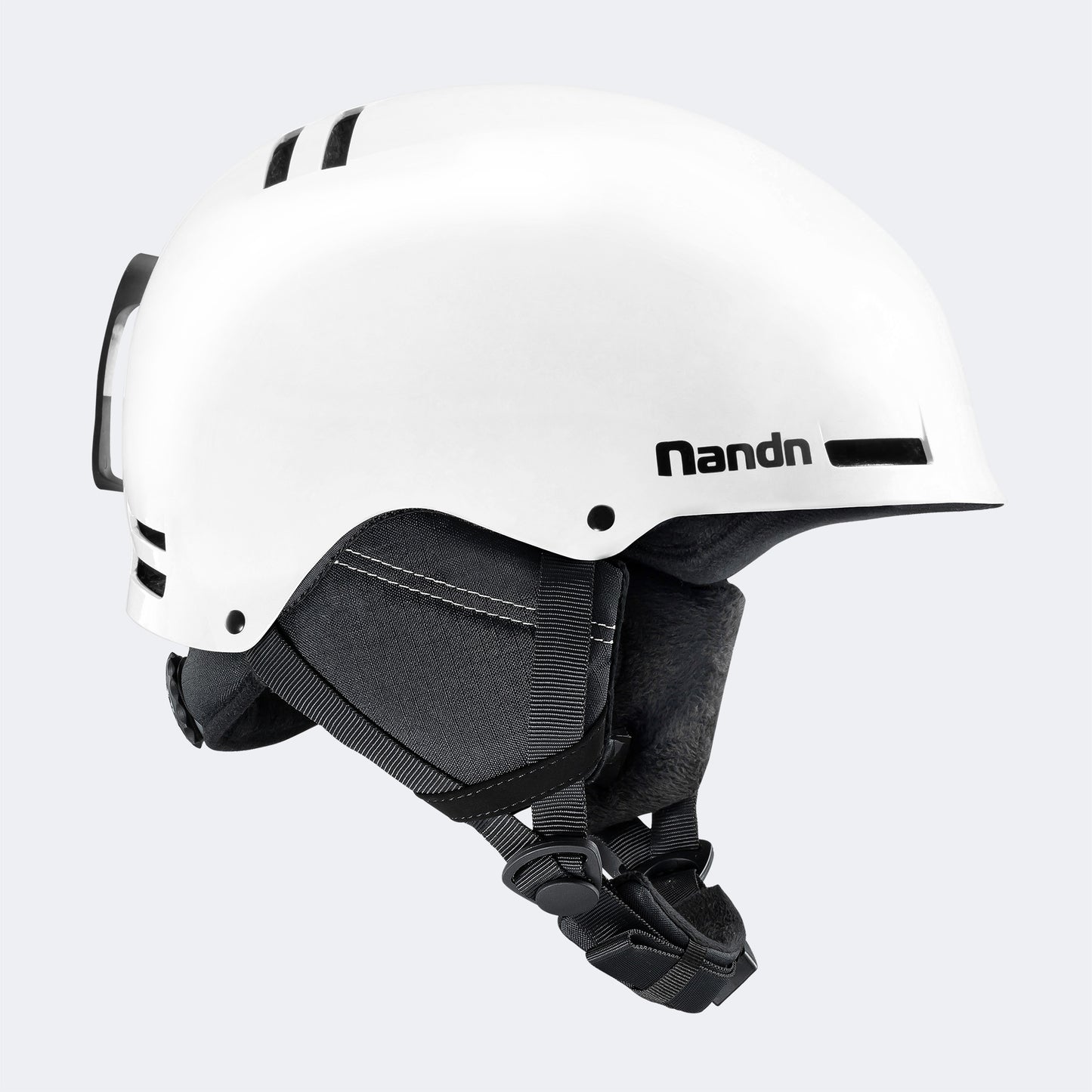 Small brim warm and shockproof ski helmet NT30