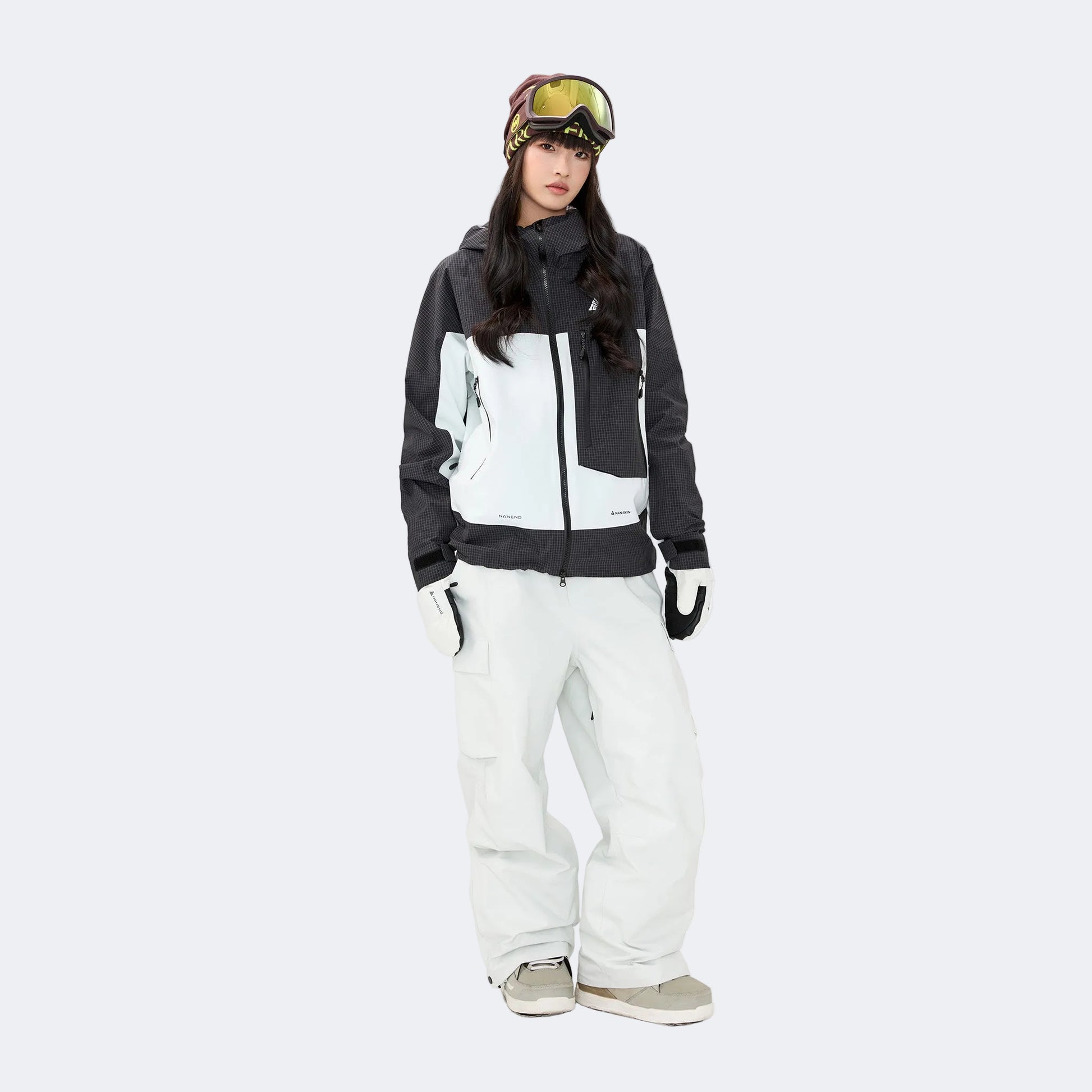 Black and white top + Snow Mountain White Pants