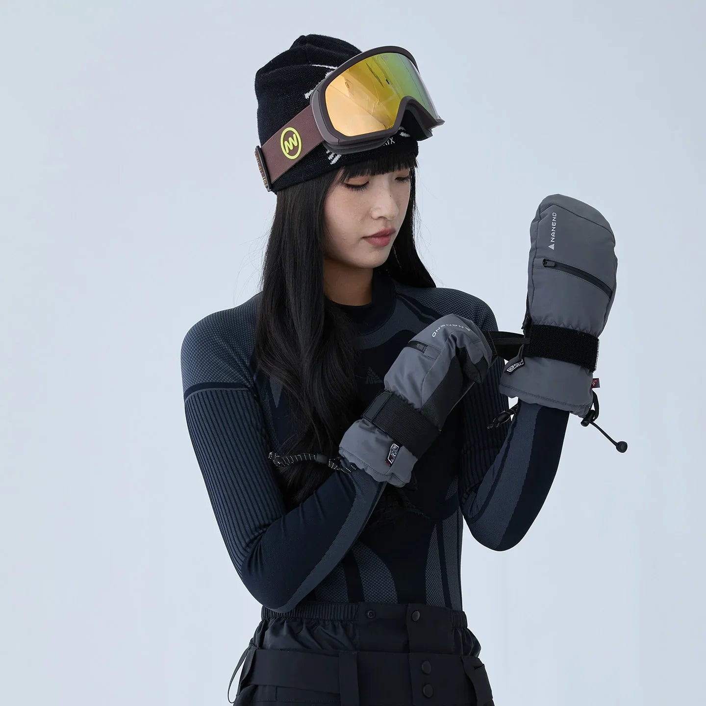 NANEND Gold Standard P-Cotton Filled Professional Warm Ski Gloves