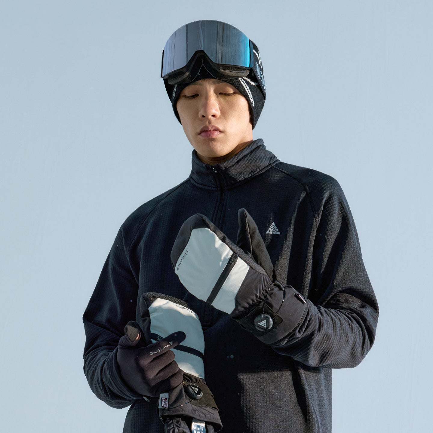 NANEND Cordura durable Kevlar ski gloves with built-in wrist guards and rotating button closure