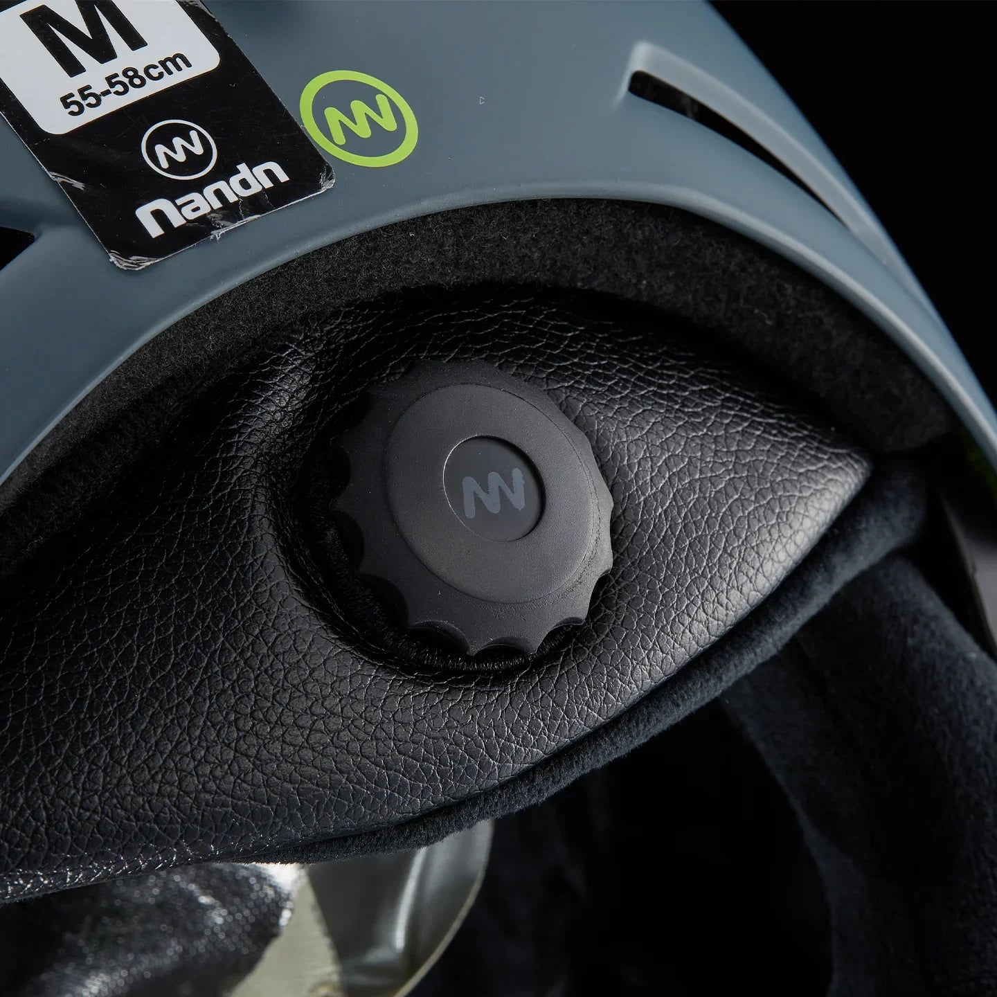 NANEND Adjustable Ventilation II Carbon Fiber Ski Helmet NT32