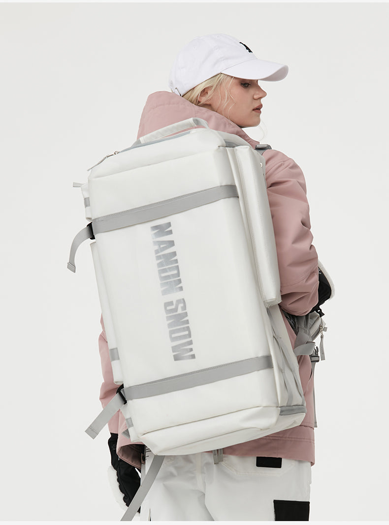 NANEND Multifunctional backpack with large capacity for sports and hand-held mountaineering with dry and wet separation