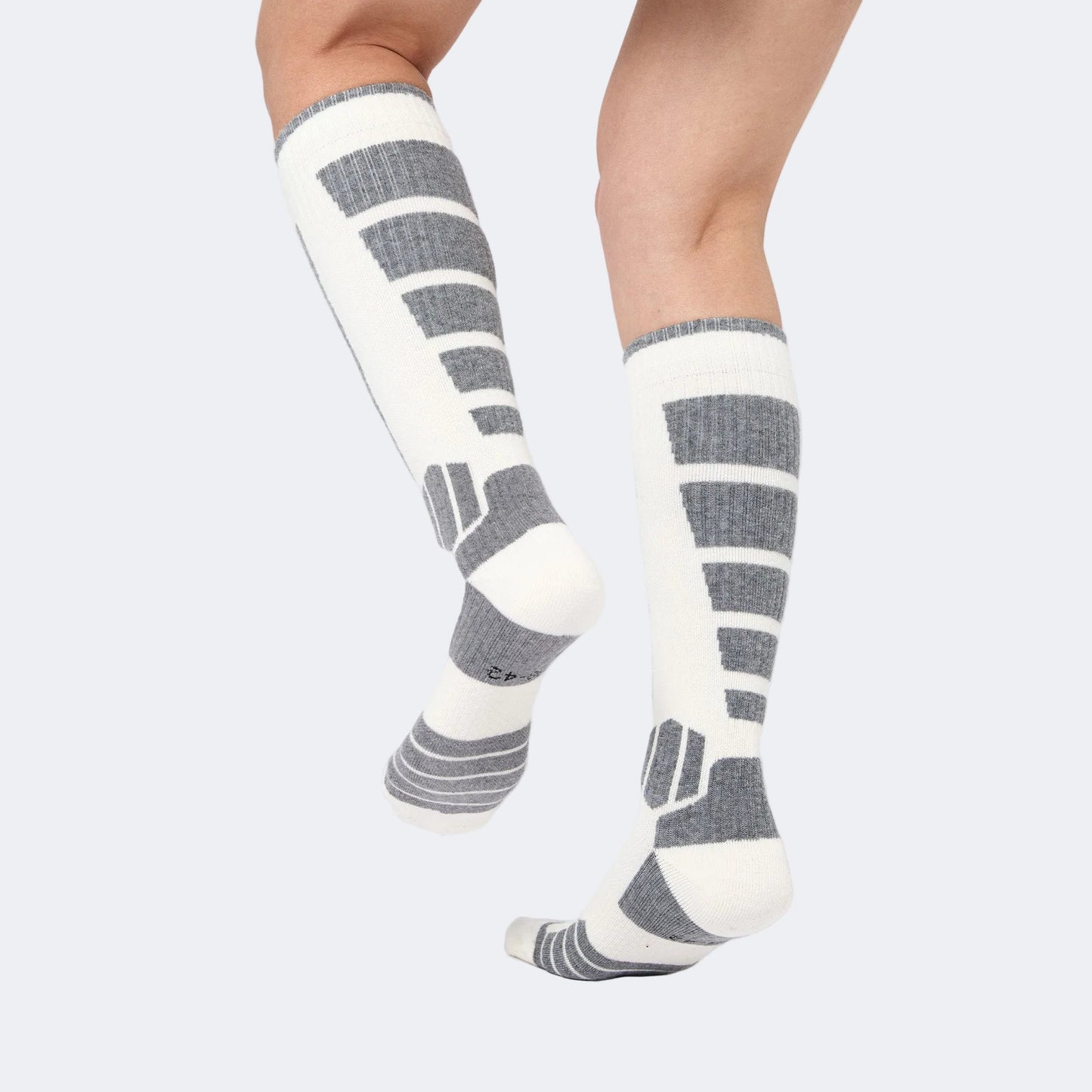 Antimicrobial Thermal Merino Wool Pro Ski Socks – Unisex - NANEND