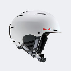 Adjustable ventilated ski helmet NT32