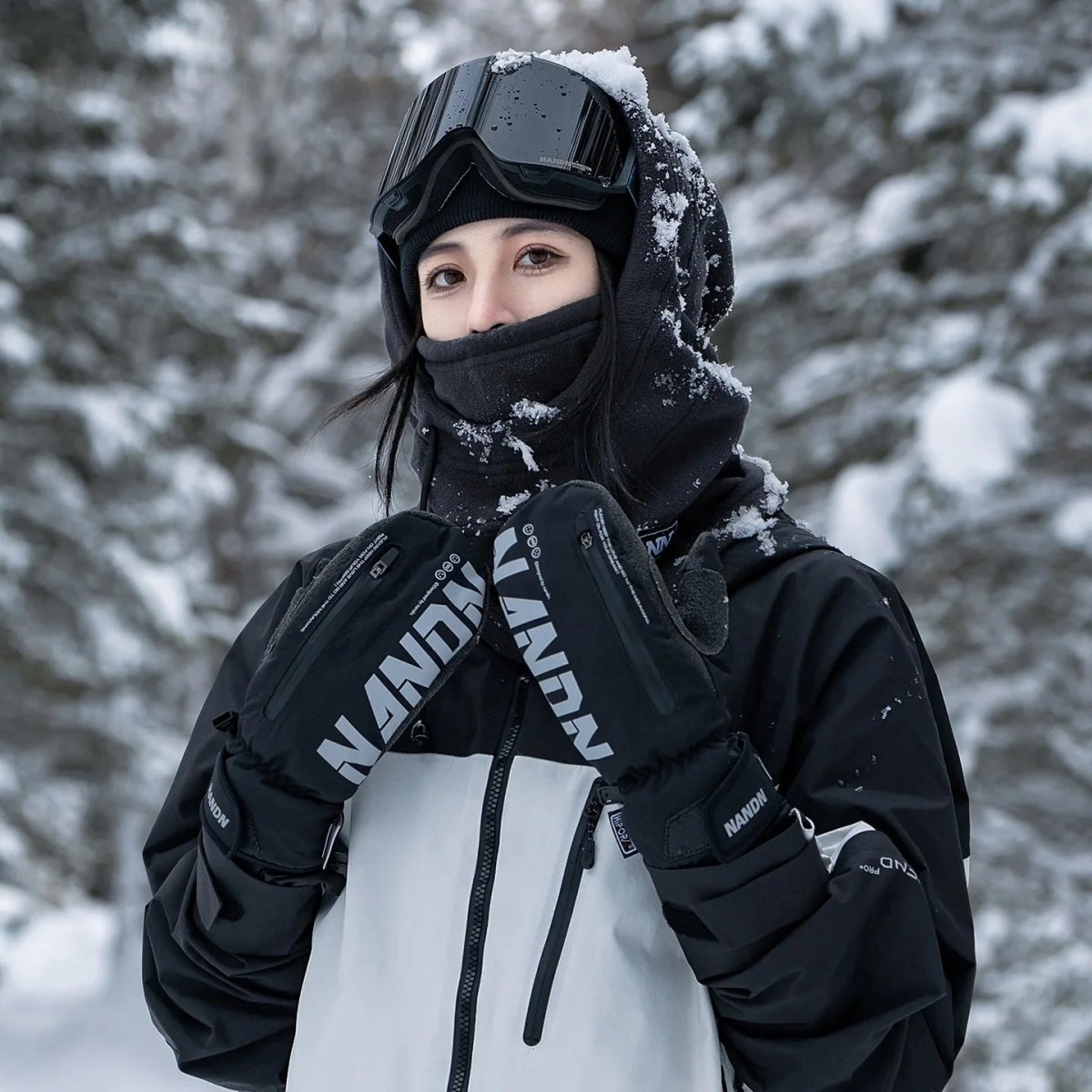 NANEND Professional ski gloves with built - in wrist protection and waterproof design - NANEND