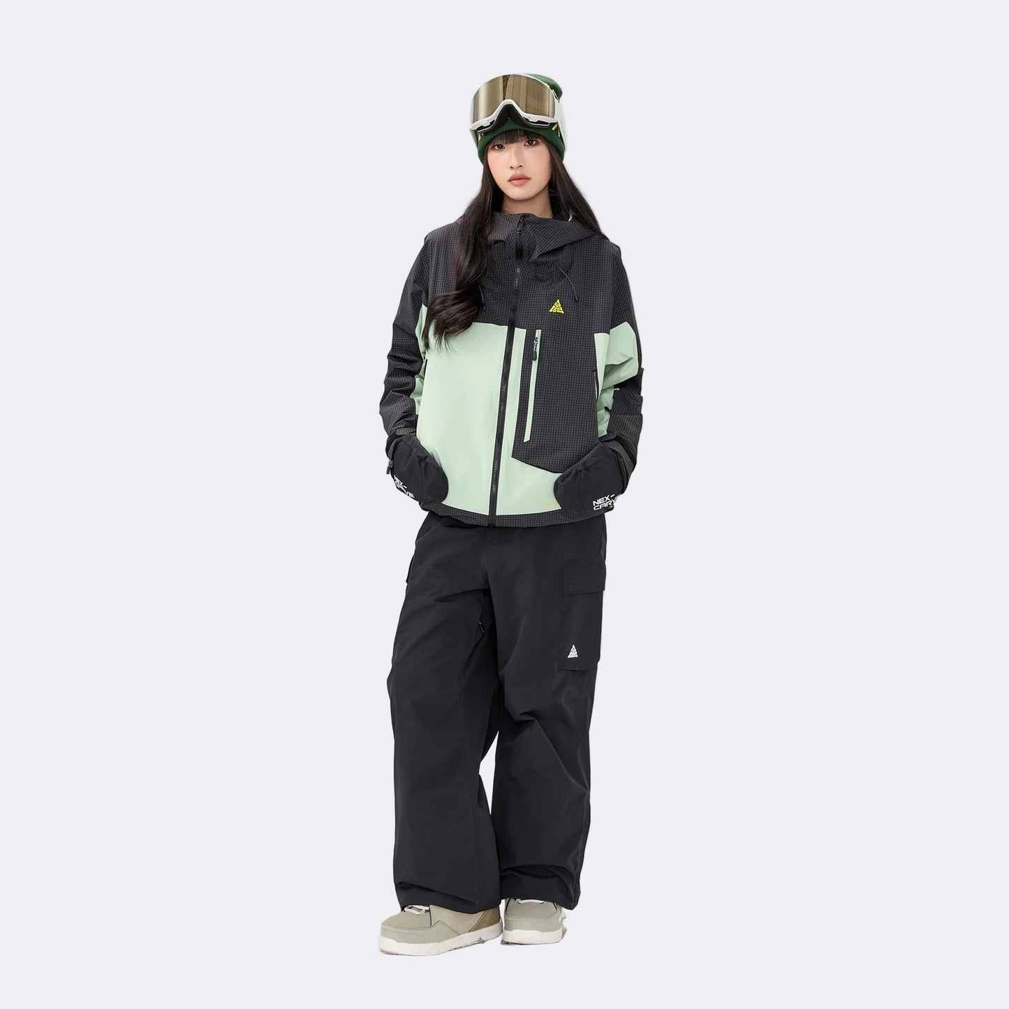 Plaid color-blocked warm workwear-style ski suit - Unisex - NANEND（
Black and green top + Black pants）