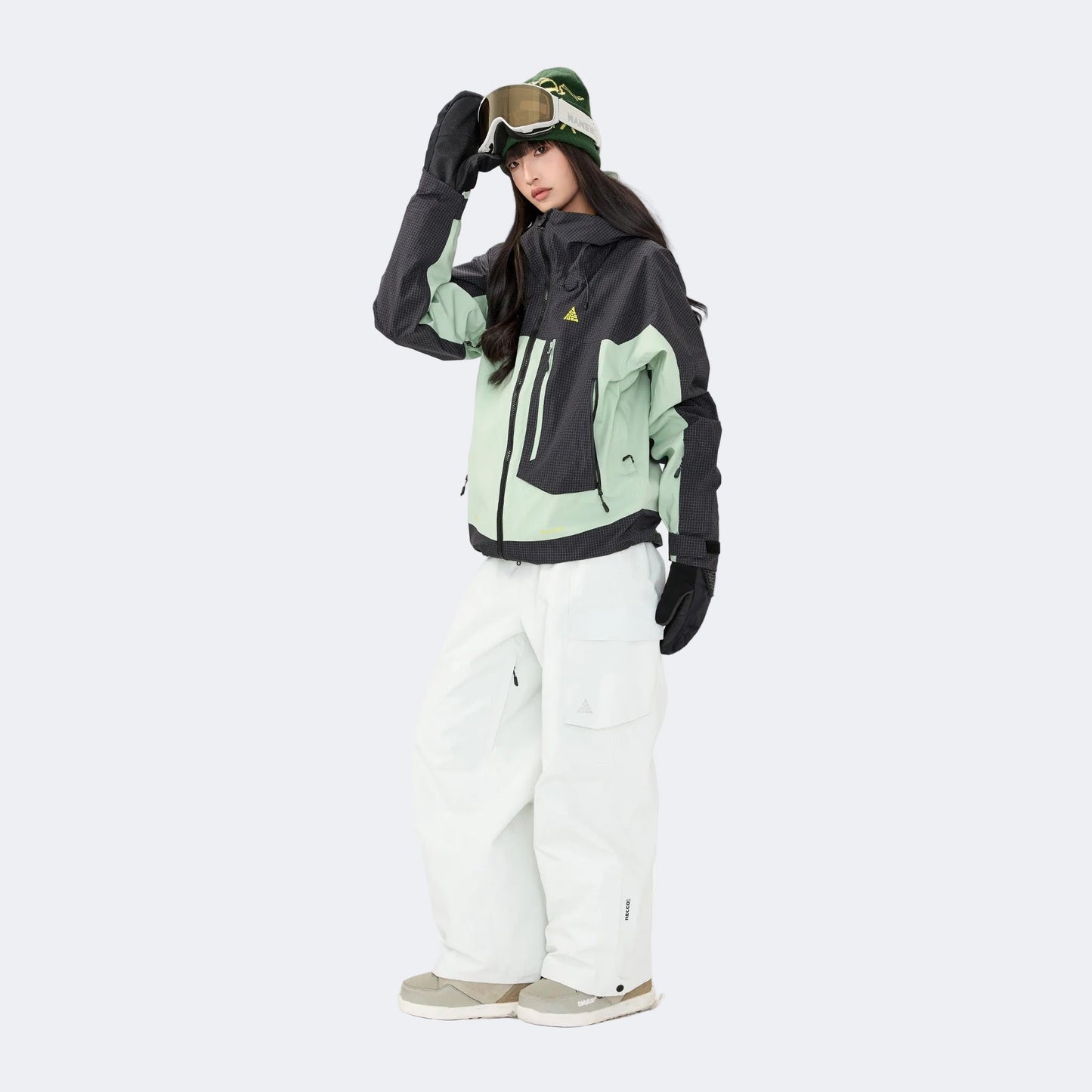 Plaid color-blocked warm workwear-style ski suit - Unisex - NANEND（
Black and green top + Snow Mountain White Pants）