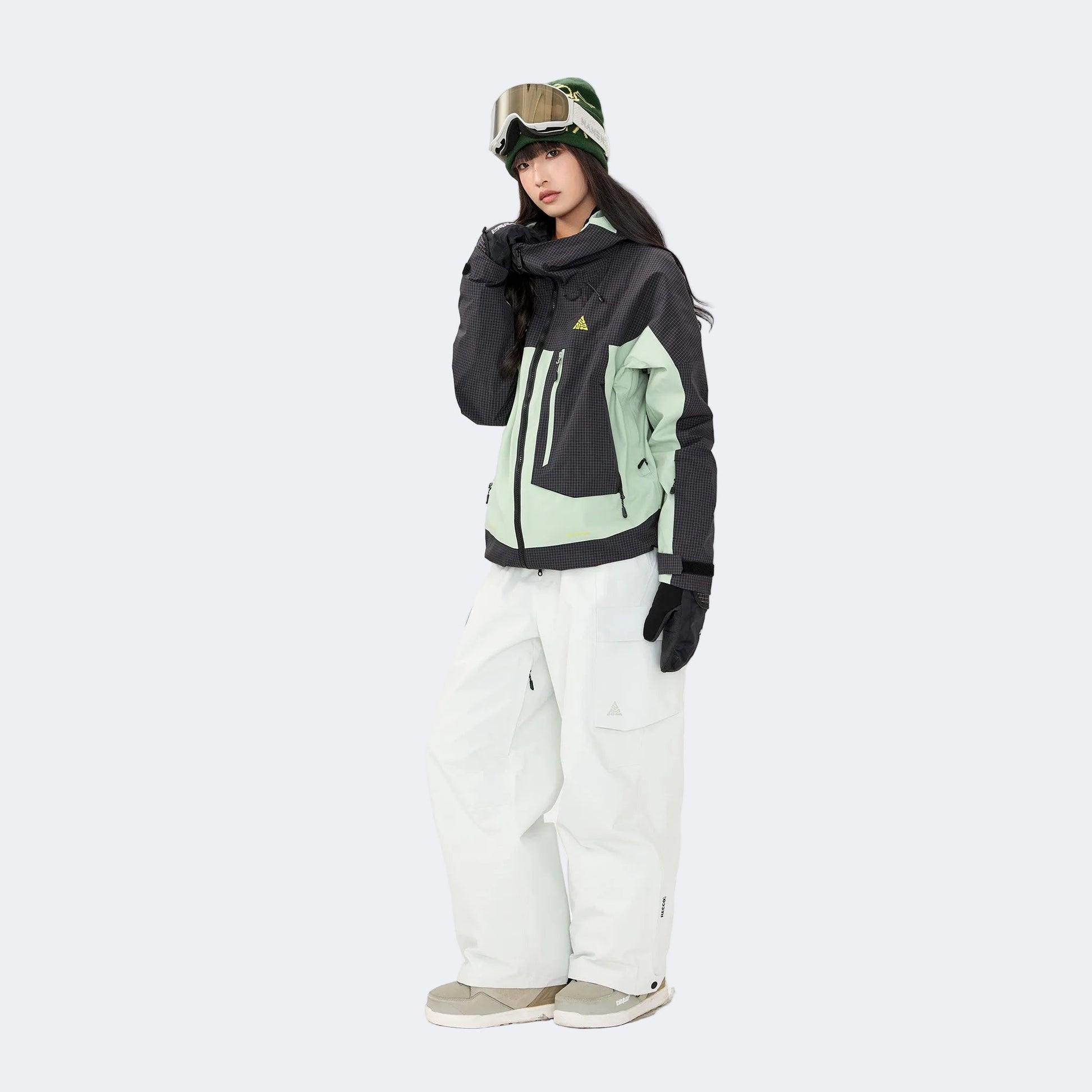 Plaid color-blocked warm workwear-style ski suit - Unisex - NANEND（
Black and green top + Snow Mountain White Pants）