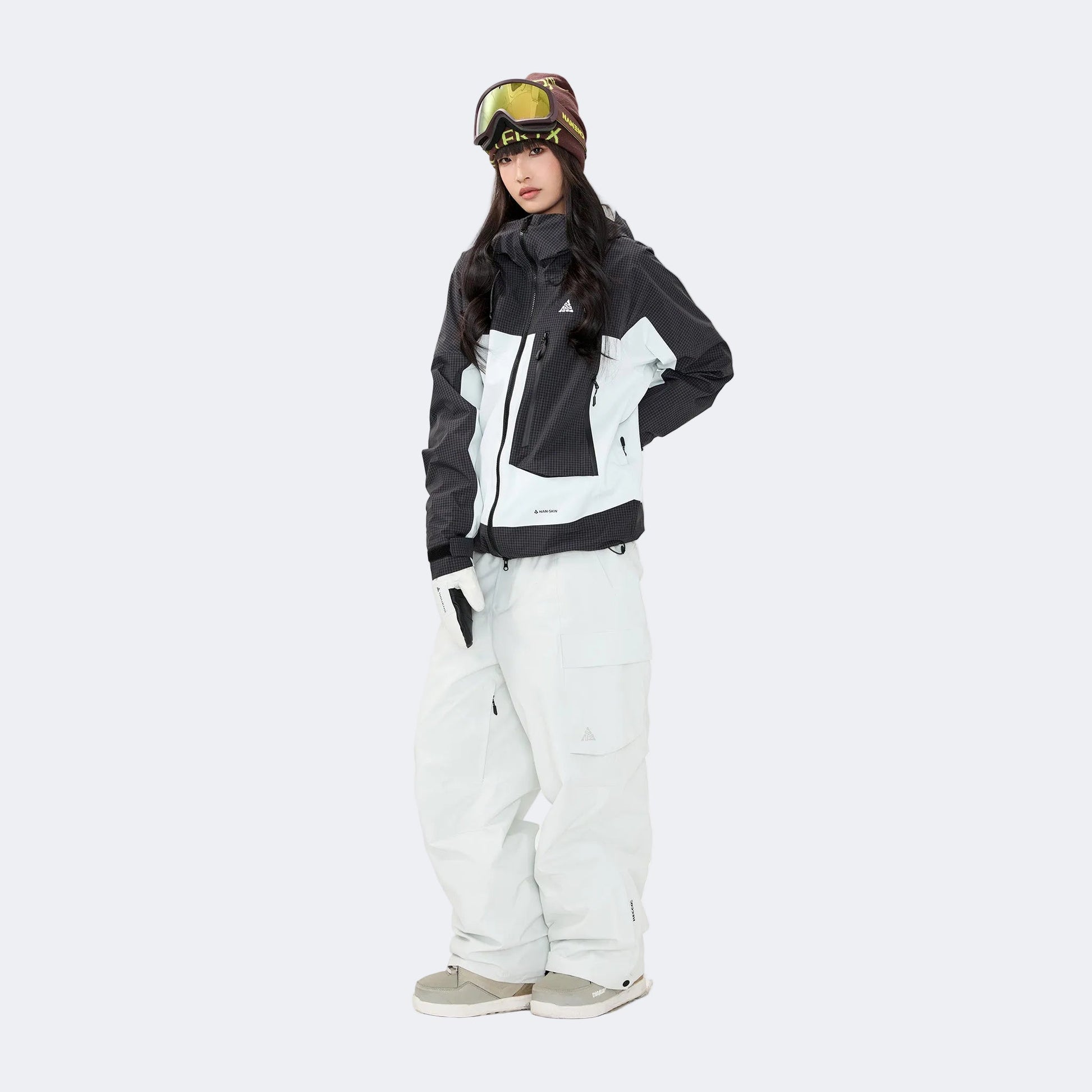Plaid color-blocked warm workwear-style ski suit - Unisex - NANEND（
Black and white top + Snow Mountain White Pants）